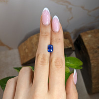 2.93 Ct. Blue Sapphire from Ceylon (Sri Lanka) Life Style
