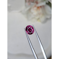 2.62 Ct. Pink Sapphire from Ceylon (Sri Lanka) Life Style