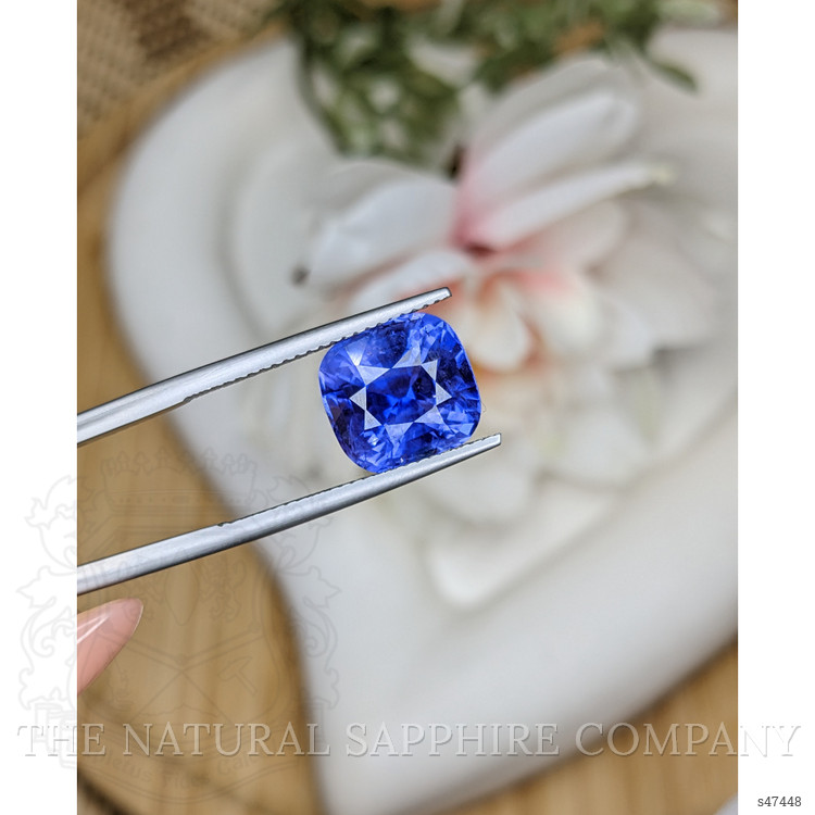 7.05 Ct. Blue Sapphire from Ceylon (Sri Lanka)