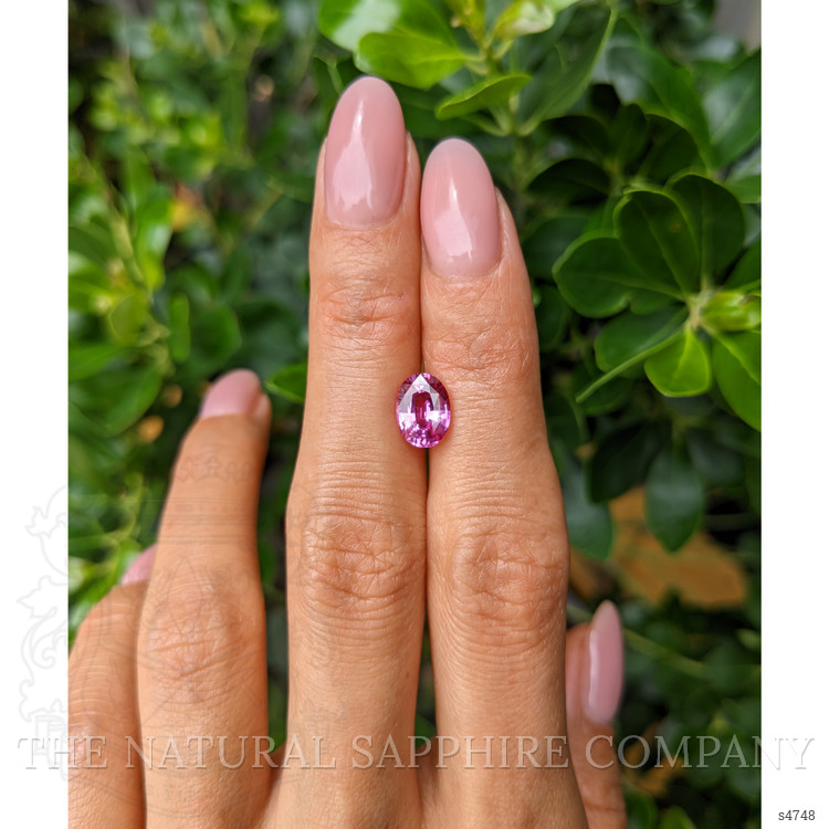 1.92 Ct. Pink Sapphire from Ceylon (Sri Lanka)