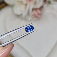 0.70 Ct. Blue Sapphire from Ceylon (Sri Lanka) Life Style