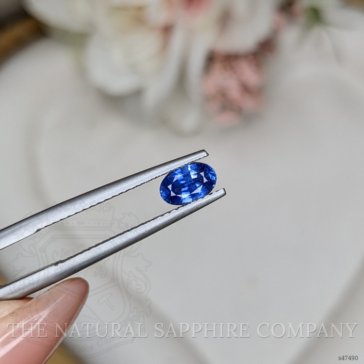 0.70 Ct. Blue Sapphire from Ceylon (Sri Lanka)