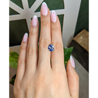 4.04 Ct. Blue Sapphire from Ceylon (Sri Lanka) Life Style