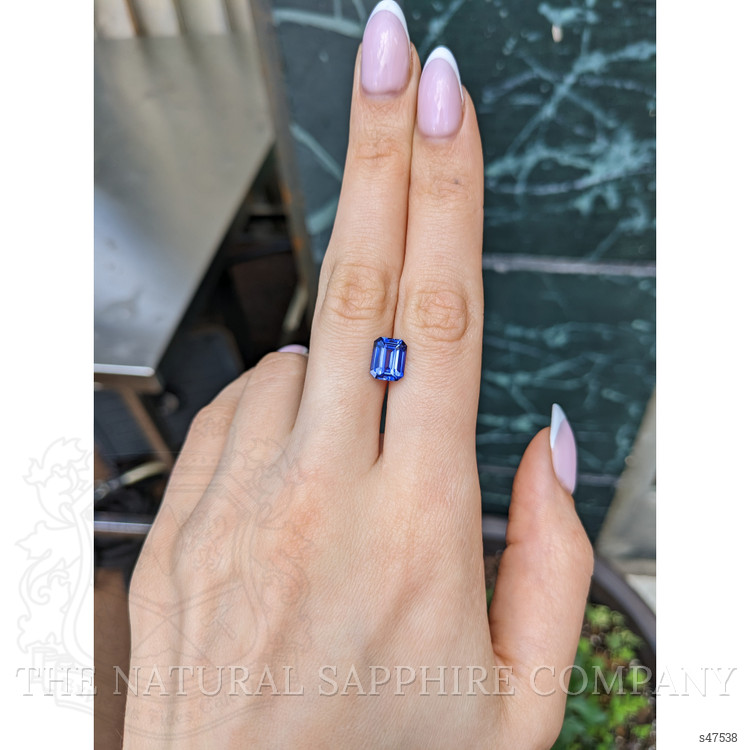 3.17 Ct. Purplish Blue Sapphire from Ceylon (Sri Lanka)