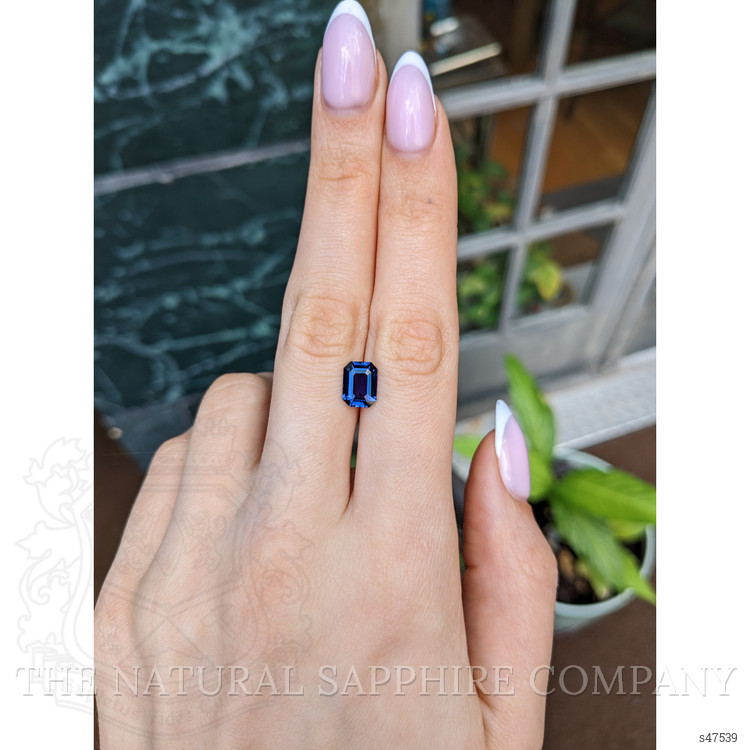 2.23 Ct. Purplish Blue Sapphire from Ceylon (Sri Lanka)