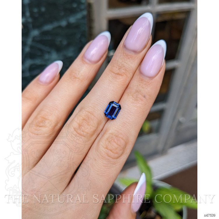 2.23 Ct. Purplish Blue Sapphire from Ceylon (Sri Lanka)