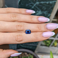 2.23 Ct. Purplish Blue Sapphire from Ceylon (Sri Lanka) Life Style