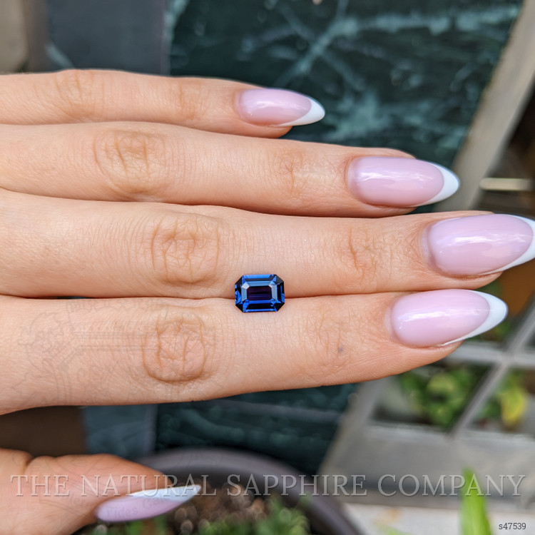 2.23 Ct. Purplish Blue Sapphire from Ceylon (Sri Lanka)