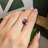 9.02 Ct. Pinkish Purple Sapphire from Ceylon (Sri Lanka) Life Style