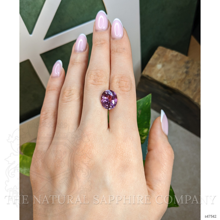 9.02 Ct. Pinkish Purple Sapphire from Ceylon (Sri Lanka)