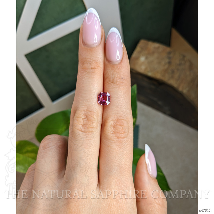 2.05 Ct. Pink Sapphire from Ceylon (Sri Lanka)