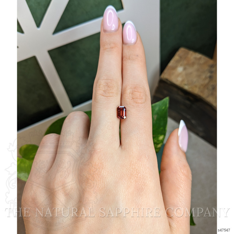 2.01 Ct. Pinkish Brown Sapphire from Ceylon (Sri Lanka)