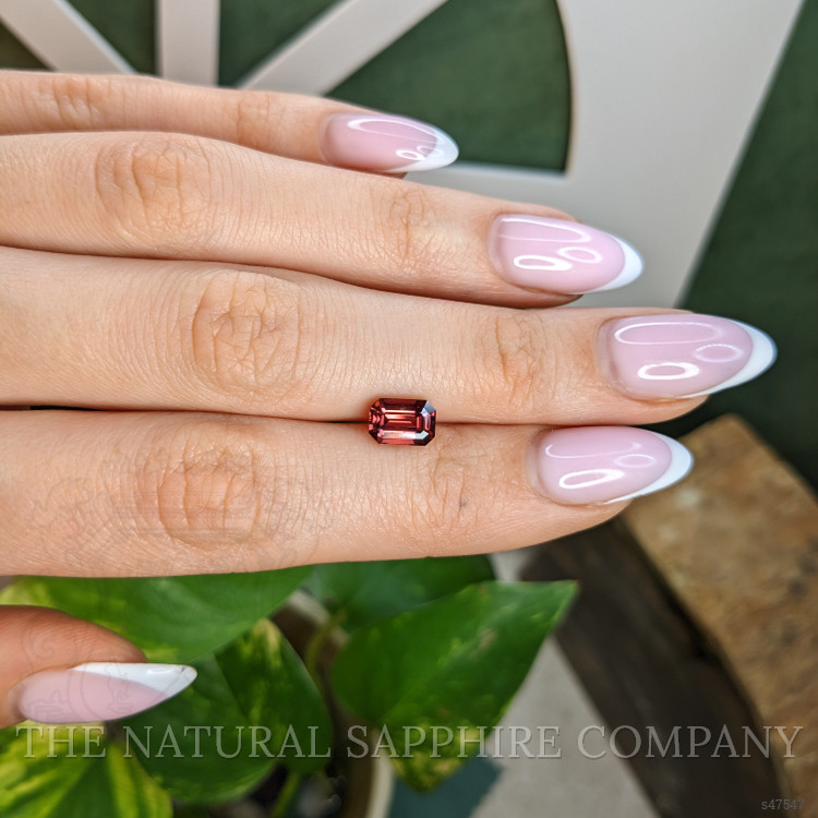 2.01 Ct. Pinkish Brown Sapphire from Ceylon (Sri Lanka)
