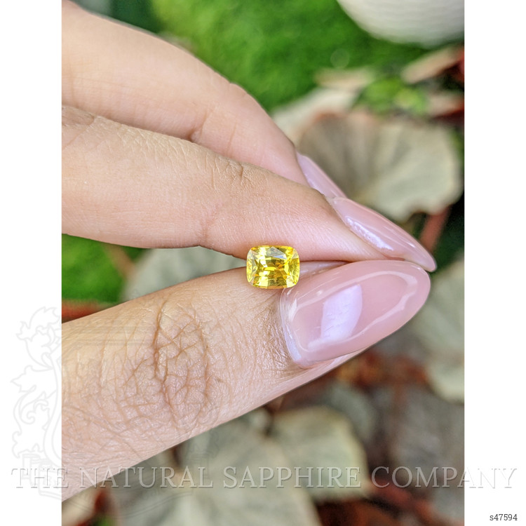 1.04 Ct. Yellow Sapphire from Ceylon (Sri Lanka)