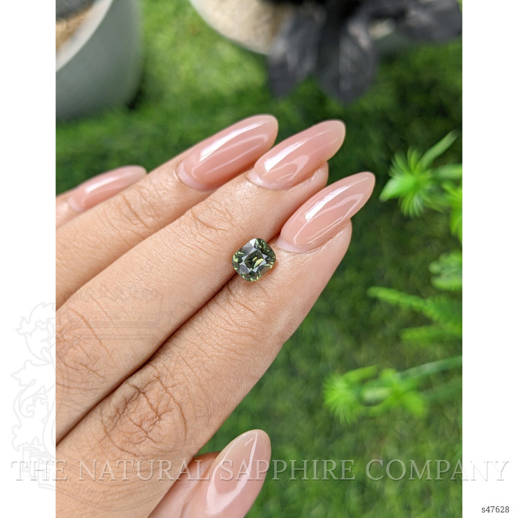 1.61 Ct. Yellowish Green Sapphire from Tanzania
