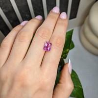 4.01 Ct. Purplish Pink Sapphire from Madagascar Life Style