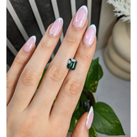 3.19 Ct. Bluish Green Sapphire from Madagascar Life Style