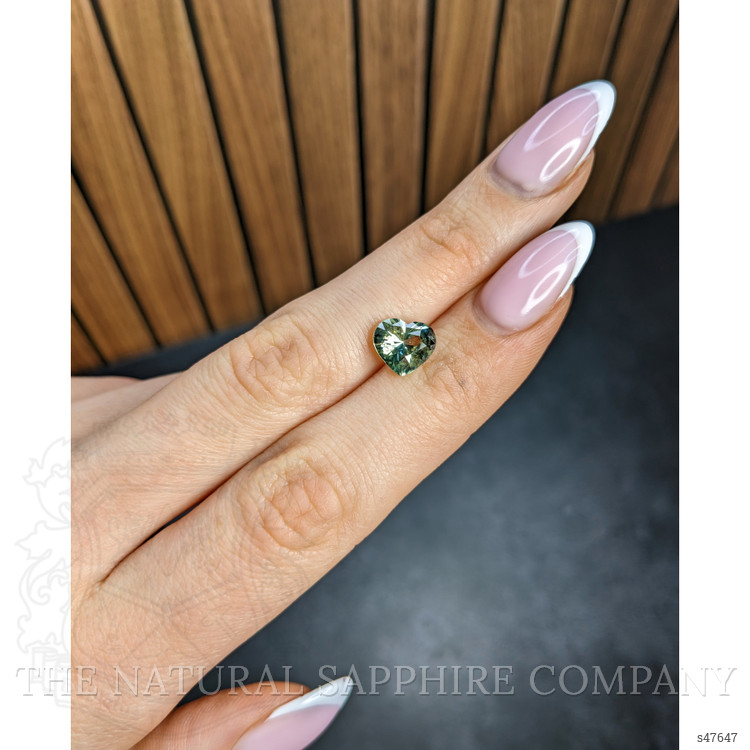 3.01 Ct. Bi Color / Parti Sapphire from Madagascar