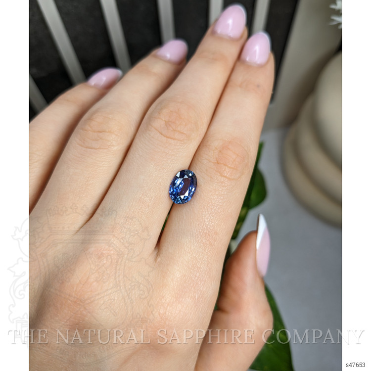 2.87 Ct. Purplish Blue Sapphire from Ceylon (Sri Lanka)
