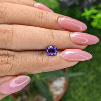 1.03 Ct. Bi Color / Parti Sapphire from Tanzania Life Style