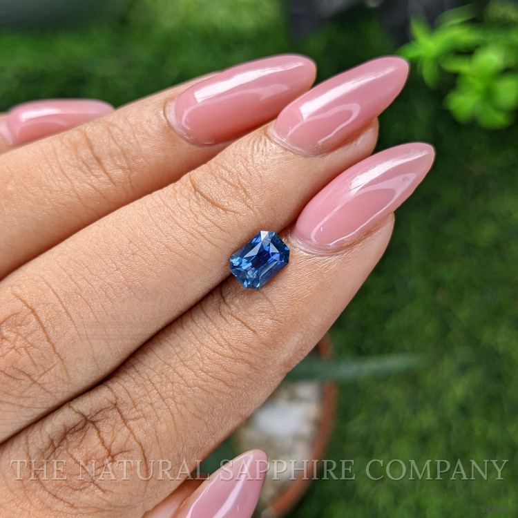 1.06 Ct. Greenish Blue Sapphire from Madagascar