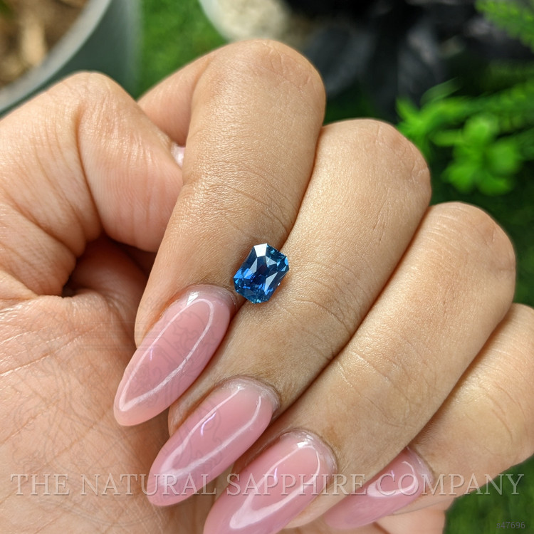 1.06 Ct. Greenish Blue Sapphire from Madagascar