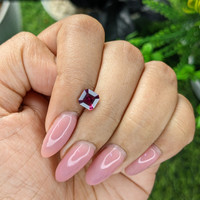 1.10 Ct. Purplish Pink Sapphire from Madagascar Life Style