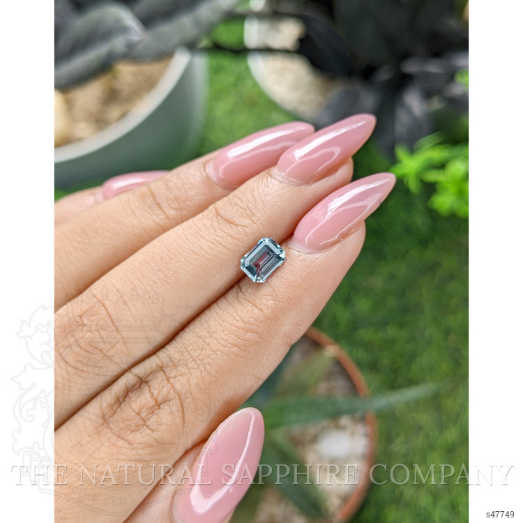 1.05 Ct. Greenish Blue Sapphire from Ceylon (Sri Lanka)