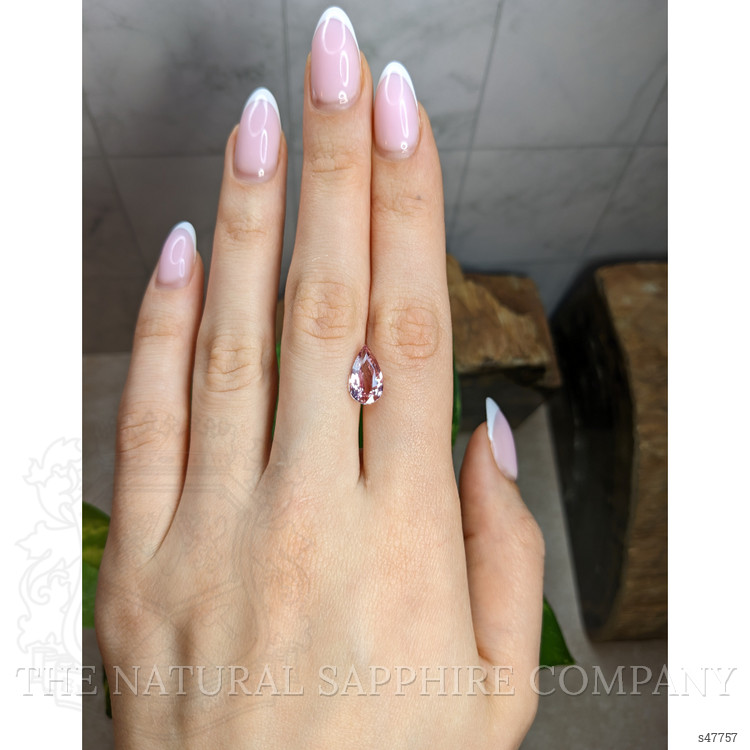 2.97 Ct. Padparadscha Sapphire from Ceylon (Sri Lanka)