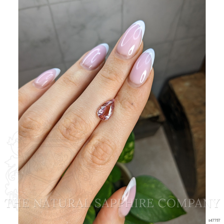 2.97 Ct. Padparadscha Sapphire from Ceylon (Sri Lanka)