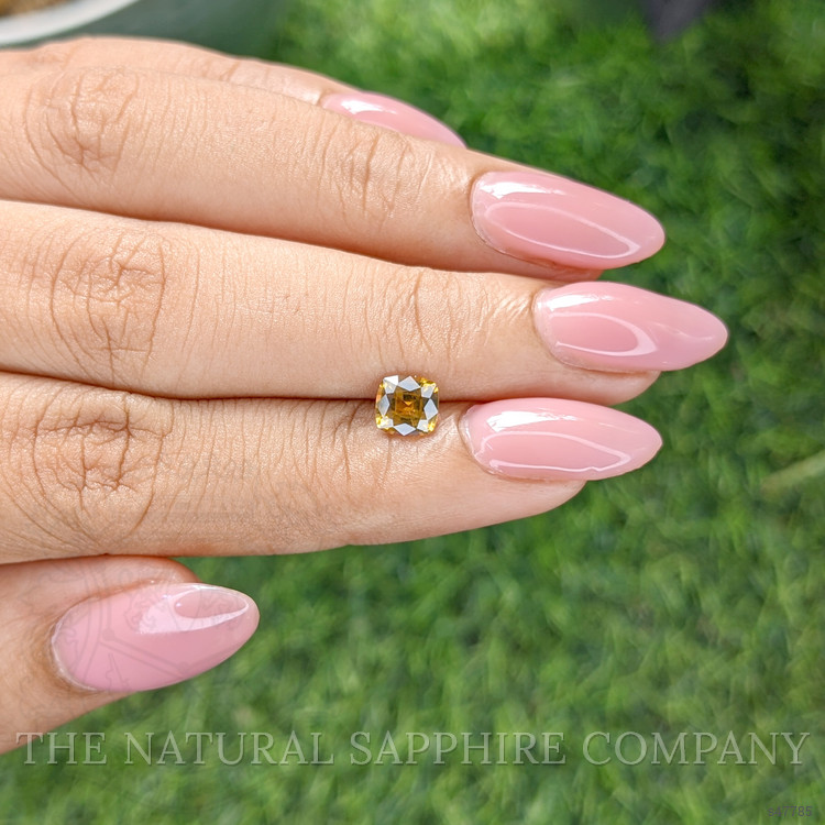 0.71 Ct. Greenish Yellow Sapphire from Ceylon (Sri Lanka)