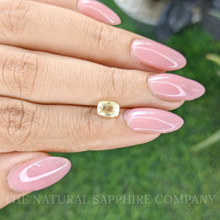 1.11 Ct. Yellow Sapphire from Ceylon (Sri Lanka)