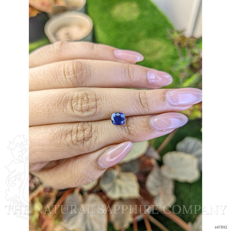 1.28 Ct. Blue Sapphire from Ceylon (Sri Lanka)