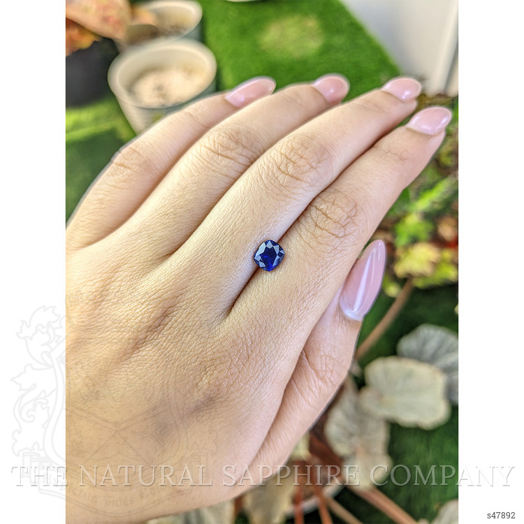 1.28 Ct. Blue Sapphire from Ceylon (Sri Lanka)