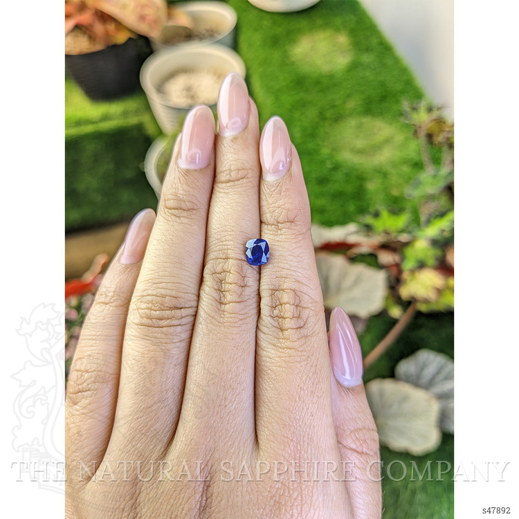 1.28 Ct. Blue Sapphire from Ceylon (Sri Lanka)