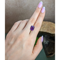 8.02 Ct. Purple Sapphire from Ceylon (Sri Lanka) Life Style