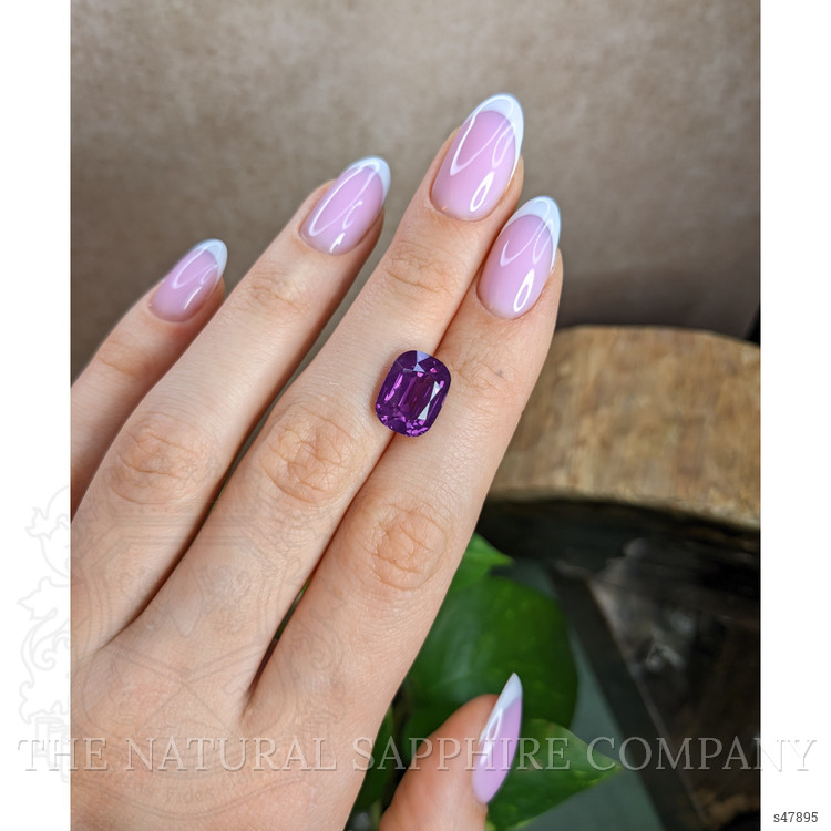 8.02 Ct. Purple Sapphire from Ceylon (Sri Lanka)
