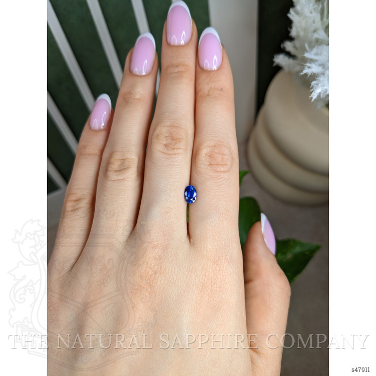 0.98 Ct. Blue Sapphire from Ceylon (Sri Lanka)