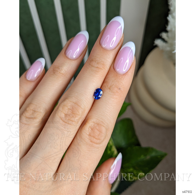 0.98 Ct. Blue Sapphire from Ceylon (Sri Lanka)
