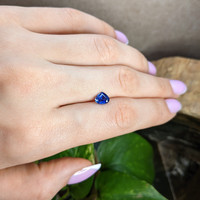 1.13 Ct. Blue Sapphire from Ceylon (Sri Lanka) Life Style
