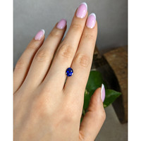 2.02 Ct. Blue Sapphire from Ceylon (Sri Lanka) Life Style