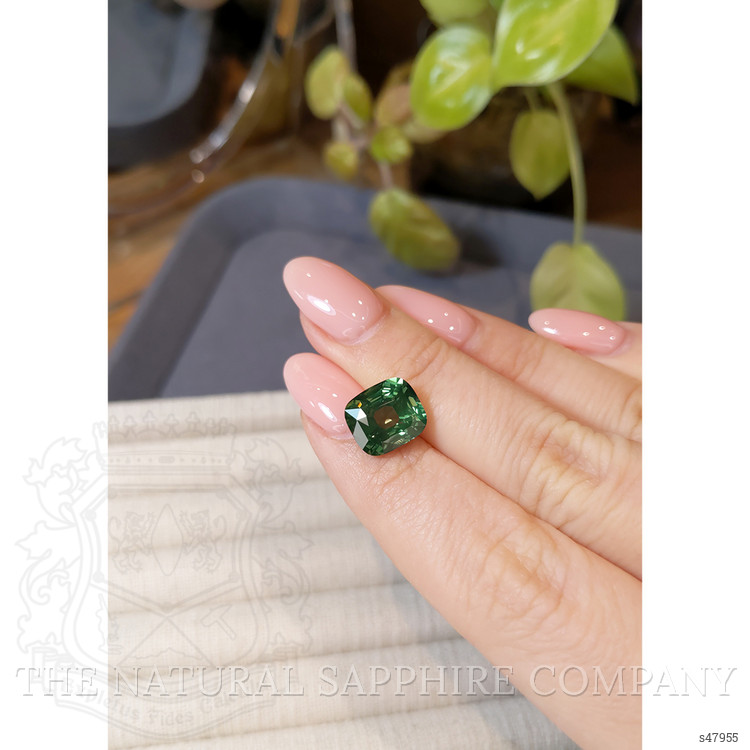 6.08 Ct. Green Sapphire from Ceylon (Sri Lanka)