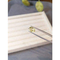 2.00 Ct. Yellow Sapphire from Ceylon (Sri Lanka) Life Style