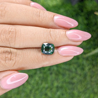 3.01 Ct. Bluish Green Sapphire from Kenya Life Style