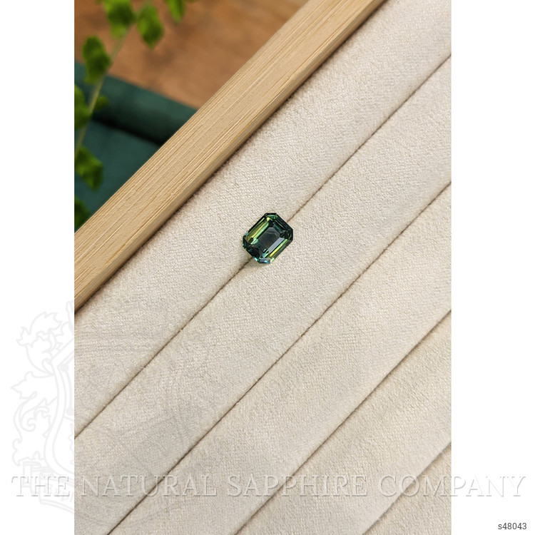 2.06 Ct. Bi Color / Parti Sapphire from Ceylon (Sri Lanka)
