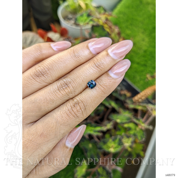 0.84 Ct. Greenish Blue Sapphire from Ceylon (Sri Lanka)