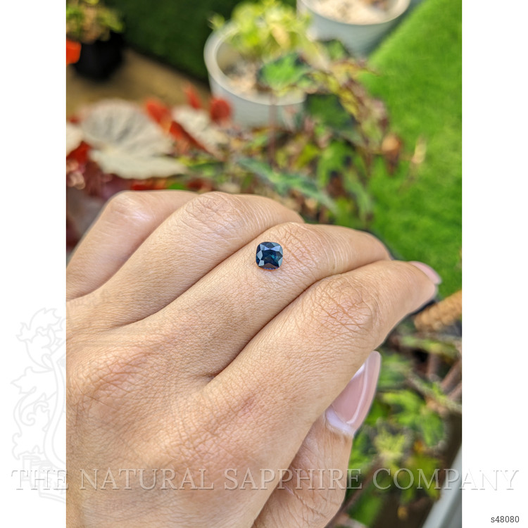 1.00 Ct. Greenish Blue Sapphire from Ceylon (Sri Lanka)