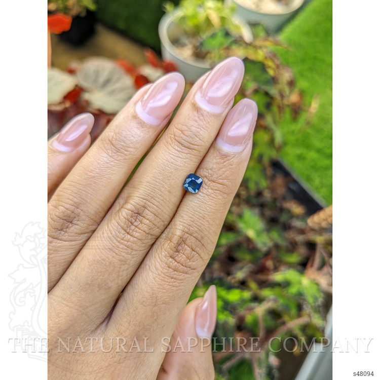 0.85 Ct. Greenish Blue Sapphire from Ceylon (Sri Lanka)