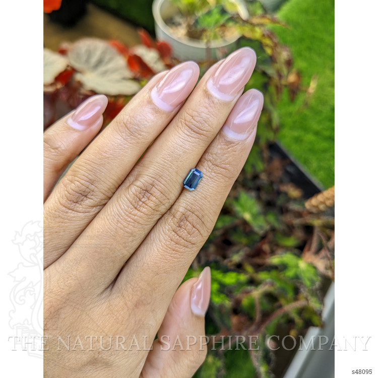 0.81 Ct. Greenish Blue Sapphire from Ceylon (Sri Lanka)