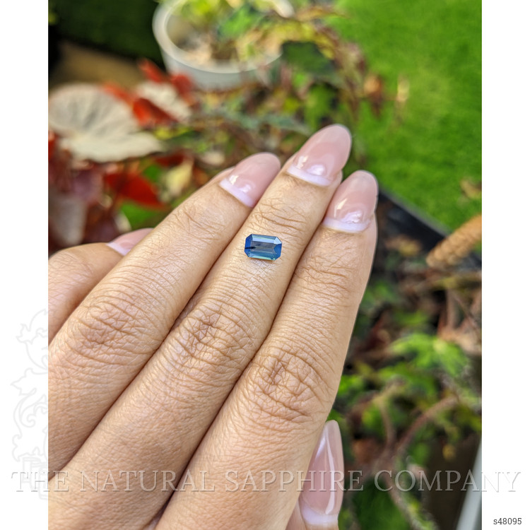 0.81 Ct. Greenish Blue Sapphire from Ceylon (Sri Lanka)